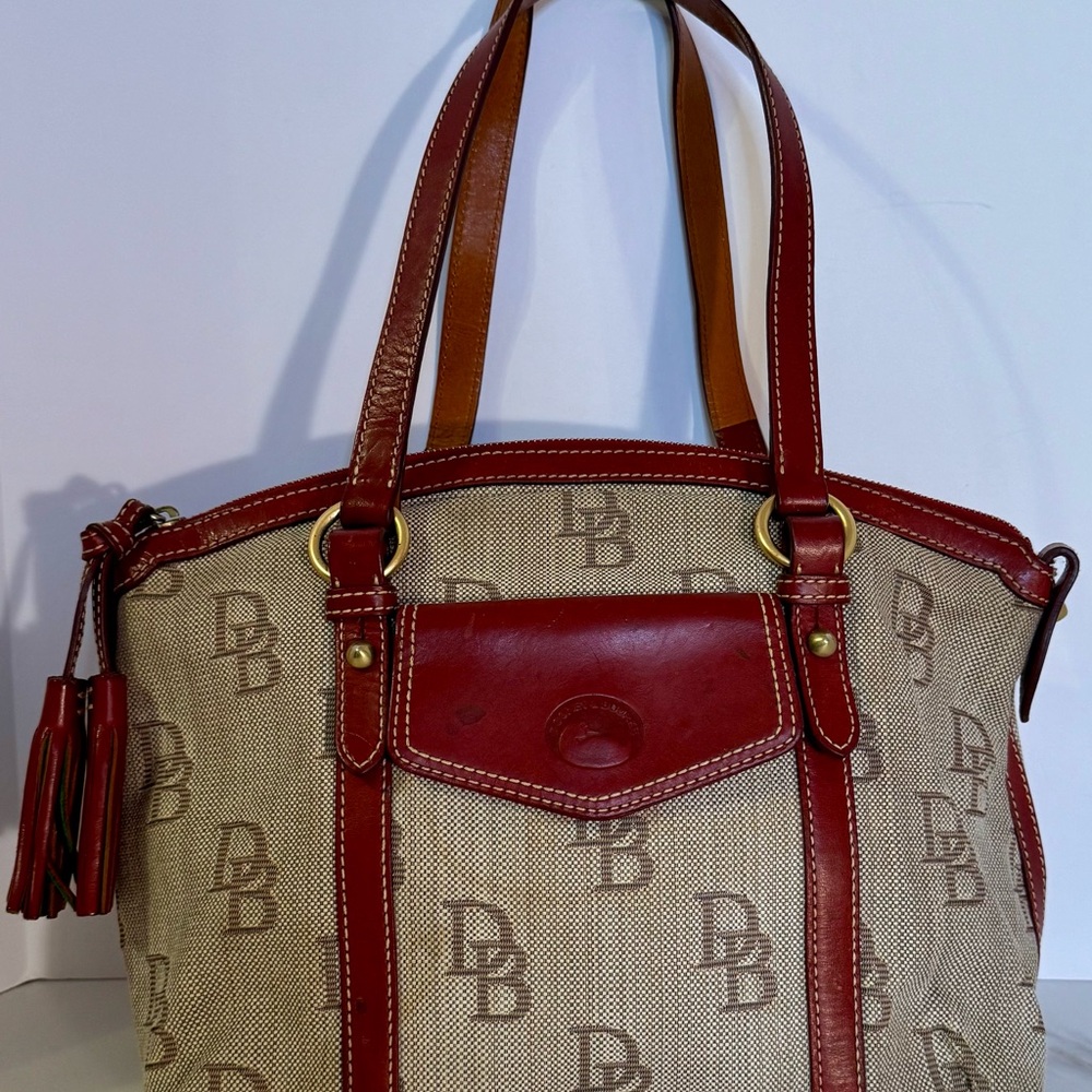 Dooney & Bourke Barrel Pocket Signature Canvas Beige DB /red  Leather Satchel